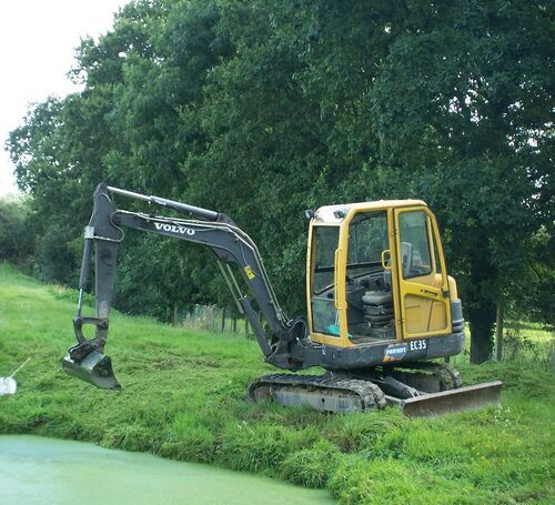 Travaux avec Mini Pelle mini2